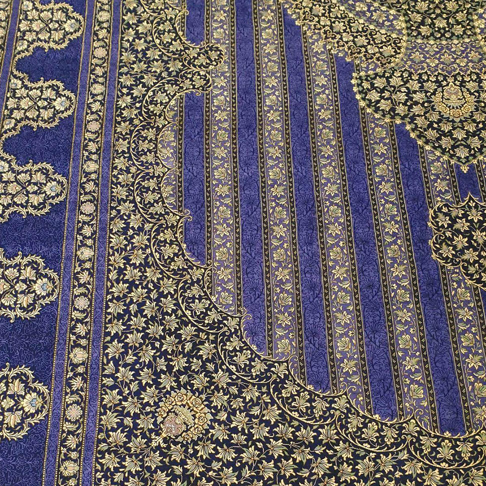 【 限定1品 】オリエンタル絨毯（シルク100％手織り）マル