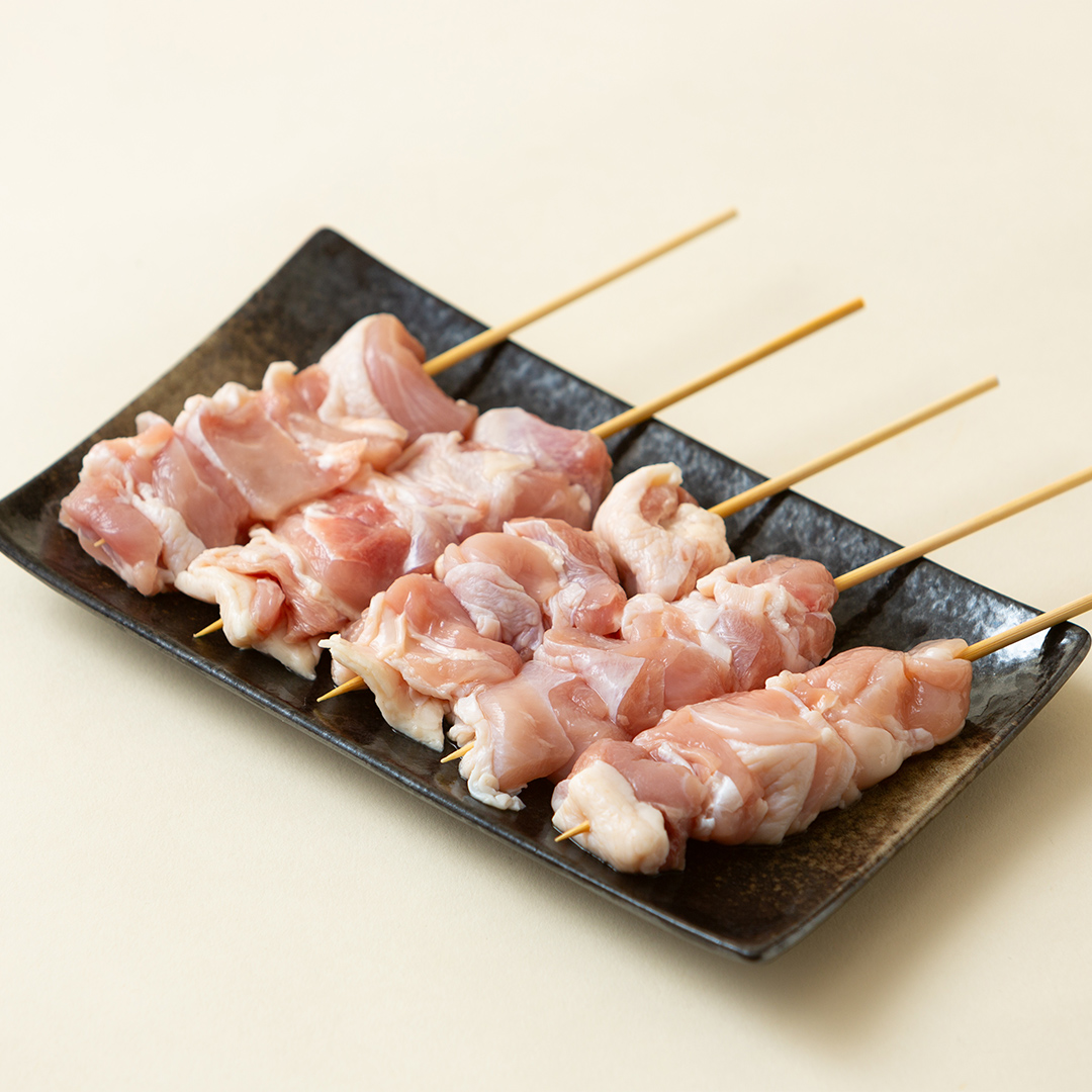 1本45g！合計約2700g！大満足の 国産鶏 焼き鳥 モモ 3種60本 セ