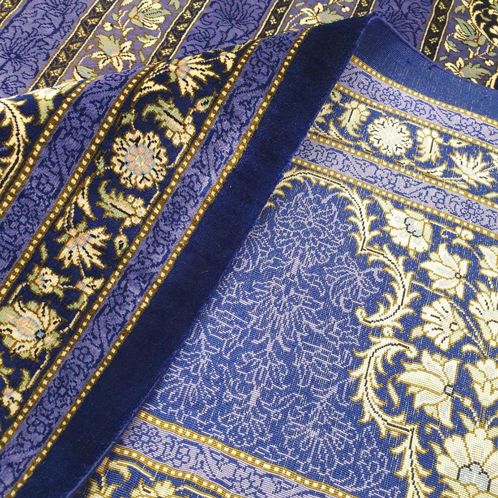 【 限定1品 】オリエンタル絨毯（シルク100％手織り）マル