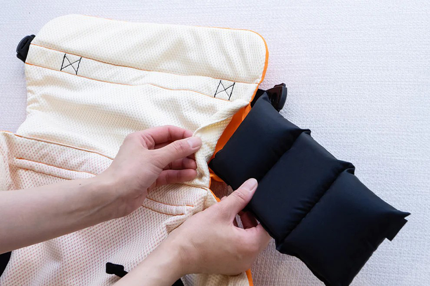 EVACKiDS 避難くん 新生児から使える避難用5WAYキャリー オレンジ 避難用 緊急 災害用 保育 防災用品 防炎 抱っこひも 新生児～3歳 リフレクター ホイッスル 74-CG