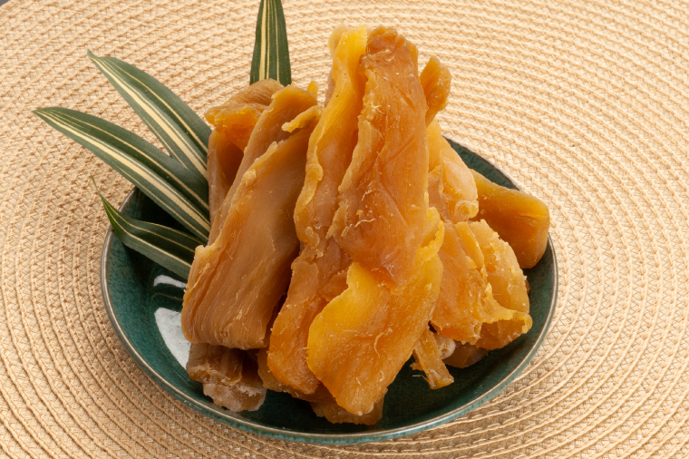 訳あり 大洗産 熟成 干しいも 900g (300g×3袋) 規格外 紅はるか 無添加 無着色 国産 干し芋 ほしいも 切甲 切り落とし スイーツ 茨城 茨城県産 べにはるか 送料無料