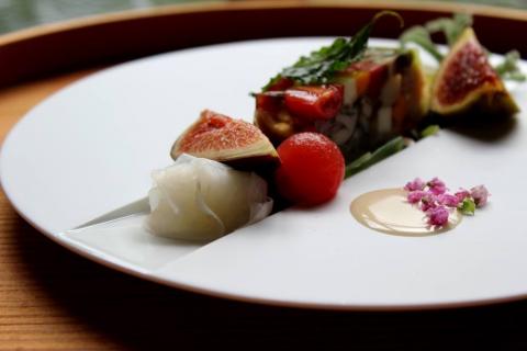 六雁 お食事券 シェフおすすめコース ２名分 特別大洗コース 日本料理 銀座 ペア ペア食事券