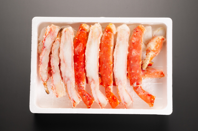 【12月25日決済確定分まで年内発送】本たらばがに カット済 ボイル 1kg カニ かに たらば たらばがに 焼きガニ 鍋　カジマ 蟹 専門店 タラバ タラバガニ