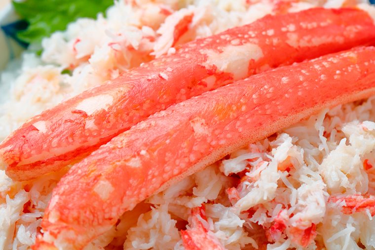 【12月25日決済確定分まで年内発送】ボイル 本ずわいがに 1kg 4肩 (500g × 2) カジマ ずわい蟹 ズワイガニ ずわいがに かに カニ 蟹