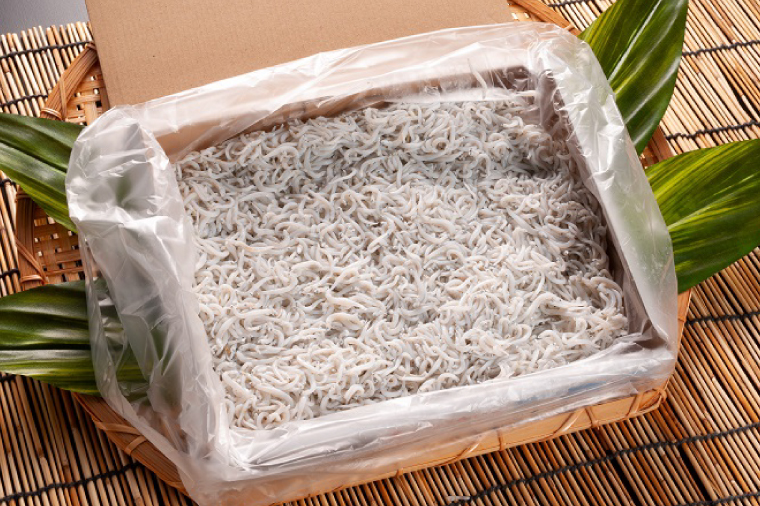 釜揚げしらすとしらす干し ２kgセット（500ｇ×4箱）セット 国産 魚介類 冷凍 無添加 添加物不使用 魚 さかな しらす しらす干し 白洲 ごはん 丼 惣菜 おかず 弁当 国産 大洗町産 冷凍 名産 特産 魚介 海鮮