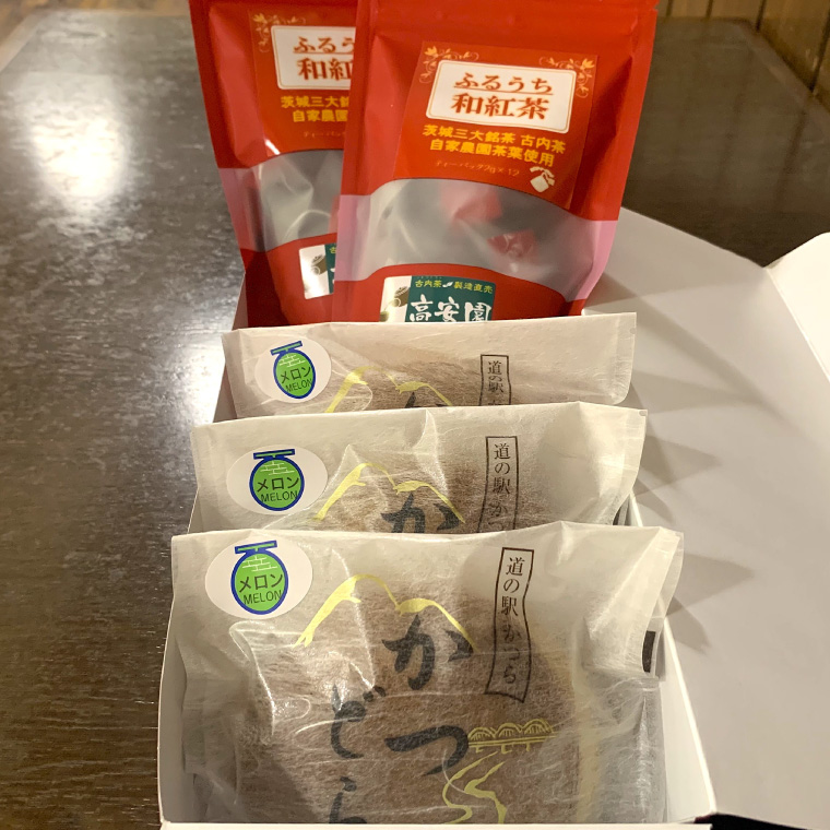 和紅茶とかつどら３個セット【季節の果物】 (AF060)