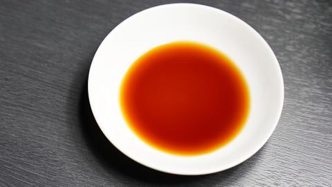 老舗の味にこだわる「横島醤油納豆」の醤油　６本セット　[AO012ya]