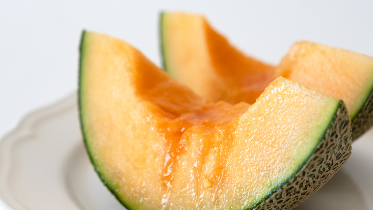 【 令和8年産 】【 先行予約 】タカミレッドメロン 秀品 1箱 2玉入り 飯岡 メロン 貴味 タカミ 赤肉 果物 フルーツ 甘い [CG002ya] タカミレッドメロン 秀品 2玉