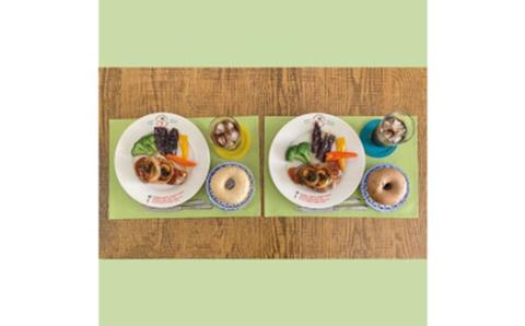 抗菌機能付き！レザーランチョンマット FNLM1-GR (グリーン) 2枚セット - レザー ビニールレザー 革 ランチョンマット グリーン 抗菌 防汚 耐アルコール 職人 こだわり 食卓 限定 茨城県 五霞町 グリーン