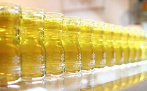 季節で移ろう田舎はちみつ５月耀 120g×40本　イベントやプレゼントに。／ 生ハチミツ 非加熱 はちみつ 蜂蜜 季節 贈り物 プレゼント 贈答用 お土産 イベント 茨城県産 五霞町