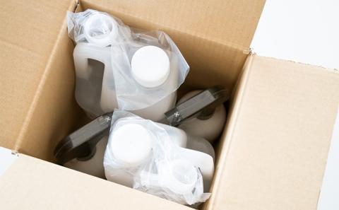 ジェームズ・マーティンが境町に第2工場新設！ 除菌用アルコール＆詰め替え用セット