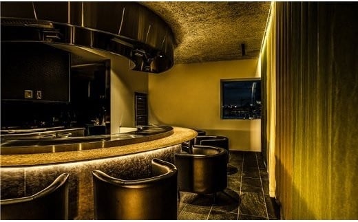 K2503　ウルフギャングが北関東初出店！さかい鉄板 by ウルフギャング・ズウィナーお食事券（90万円相当）