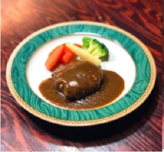 海と大地の欲張りセット！（ハンバーグ・ビーフシチュー・つり金目鯛の姿煮セット）