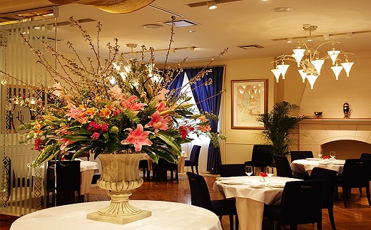 フレンチレストラン ラ・ロシェル フルコース お食事券 ペアチケット