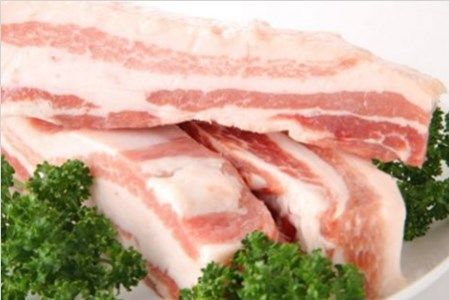 塚原牧場の梅山豚 バラ肉ブロック650g