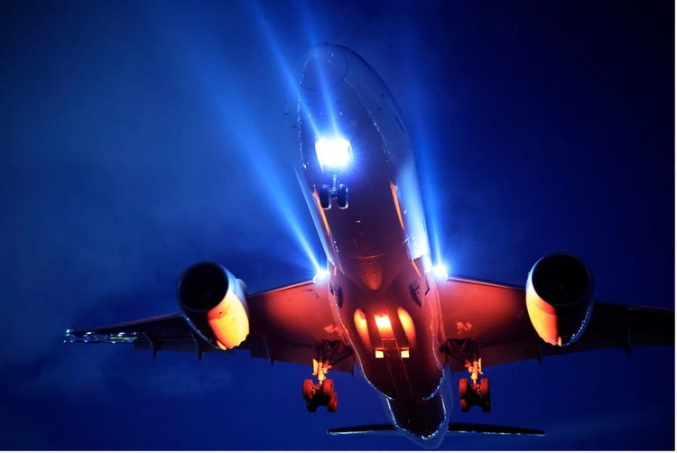 Canon 大口径・単焦点レンズ RF50mm F1.2 L USM ｜ キヤノン Canon カメラ レンズ  写真 撮影