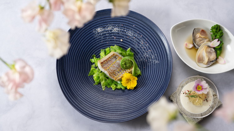 宇都宮東武ホテルグランデ2階 鉄板焼 下野 お食事券 10,000円