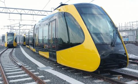 宇都宮ライトレール切手・雑貨2点セット｜LRT 路面 電車 鉄道 財布 ウォレット ペンケース 切手 ※着日指定不可