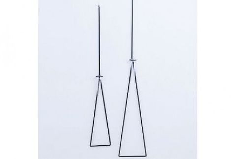 ALART〈アルアート〉Strings　SMセット（Strings　S・M　各1個） 壁面用花器　金属素材を用いたモダンなアイテム　アルミならではの80ｇと軽量さ・手染めによる漆黒色が特徴 F7Z-217