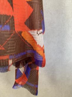 ◎海外要人向け贈呈品選出 足利銘仙(ほぐし織り)シルクストール ART.Techno-BJ【海外要人向け 贈呈品 羽織り 大判 シルク ストール 栃木県 足利市 】 F7Z-311