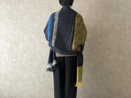 ◎海外要人向け贈呈品選出 STYLE＊MEISEN 四角重ね柄ストール（BLACK） F7Z-310