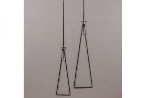 ALART〈アルアート〉Strings　SMセット（Strings　S・M　各1個） 壁面用花器　金属素材を用いたモダンなアイテム　アルミならではの80ｇと軽量さ・手染めによる漆黒色が特徴 F7Z-217