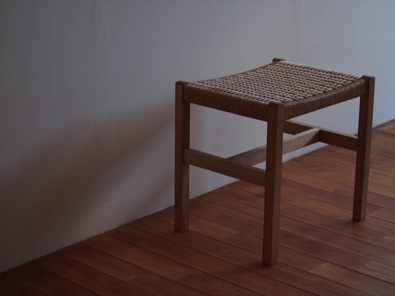 建彦木工/足利産楢材スツール【 栃木県 足利市 】 F7Z-710