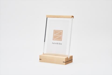 【フォトフレーム　メープル】木とアクリルのシンプルなデザイン。縦・横使用可能　国産　建彦木工【栃木県足利市】 F7Z-708