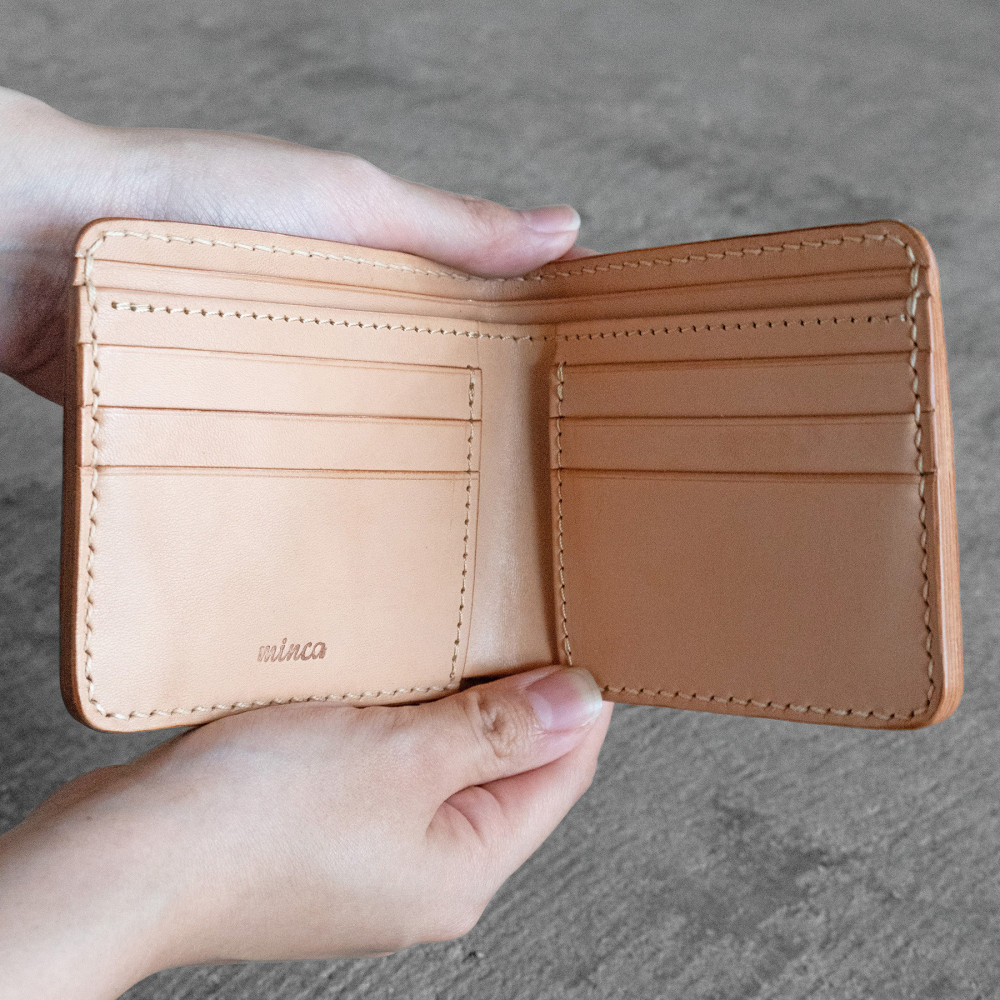 栃木レザー使用｜滑らか本革二つ折り財布｜Half wallet 01｜ブルー｜minca（全7色）