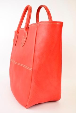 栃木レザー使用｜ソフトな手触り 本革 A4対応トートバッグ｜Tote bag 03 M｜レッド｜minca（全6色）