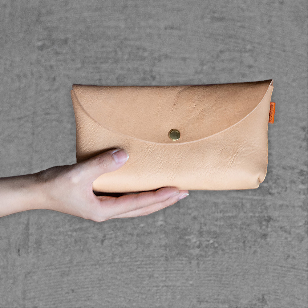 栃木レザー使用｜やわらか本革ポーチ｜Pouch 02 M｜タン｜minca（全7色）