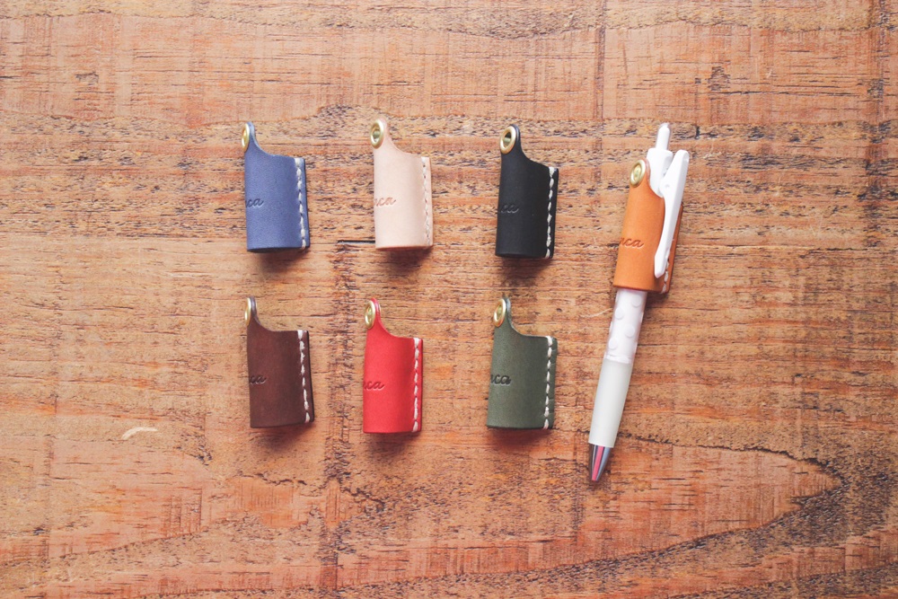 【minca】栃木レザーのネックストラップ付ペンホルダー 持ち歩きに便利 ペンホルダー+ストラップ/M/チョコ　721【玩具 雑貨 日用品 人気 おすすめ 】