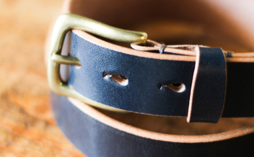 【minca】幅35mmベルト/34インチ  栃木レザーの希少な「ハーネスレザー」使用の贅沢な1枚革のレザーベルト/ネイビー/HL-B02/NAVY/minca　575【小物 ファッション 人気 おすすめ 】