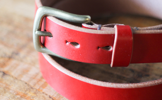 【minca】幅30mmベルト/34インチ  栃木レザーの希少な「ハーネスレザー」使用の贅沢な1枚革のレザーベルト/レッド/HL-B01/RED/minca　592【小物 ファッション 人気 おすすめ 】