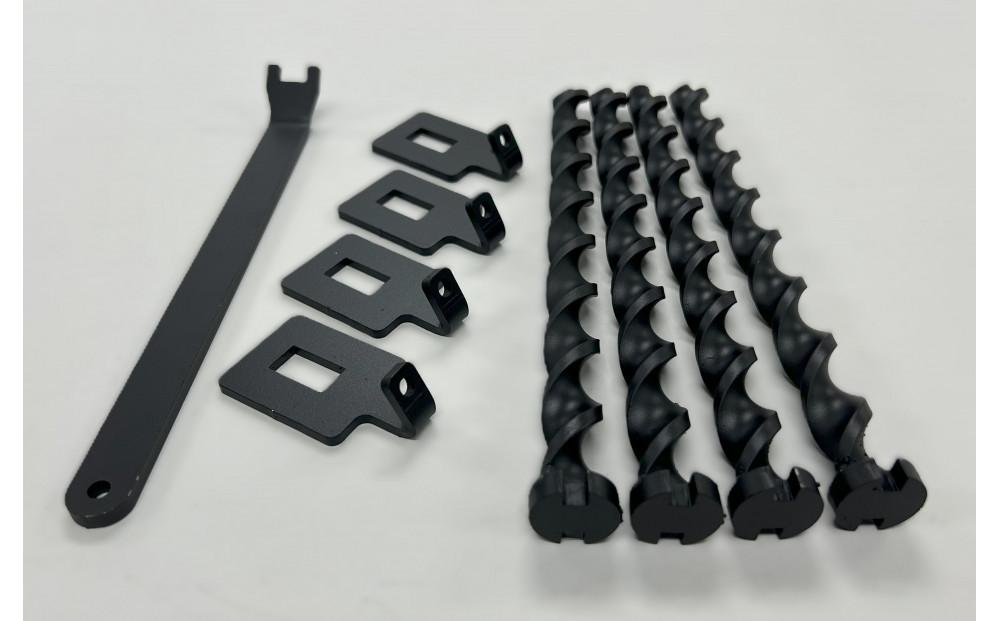 ねじペグ20ｃｍ　ブラック　4本セット　キャンプ用ペグ　スパイラル　トルネード　アウトドア　【アウトドアグッズ 人気 おすすめ 】