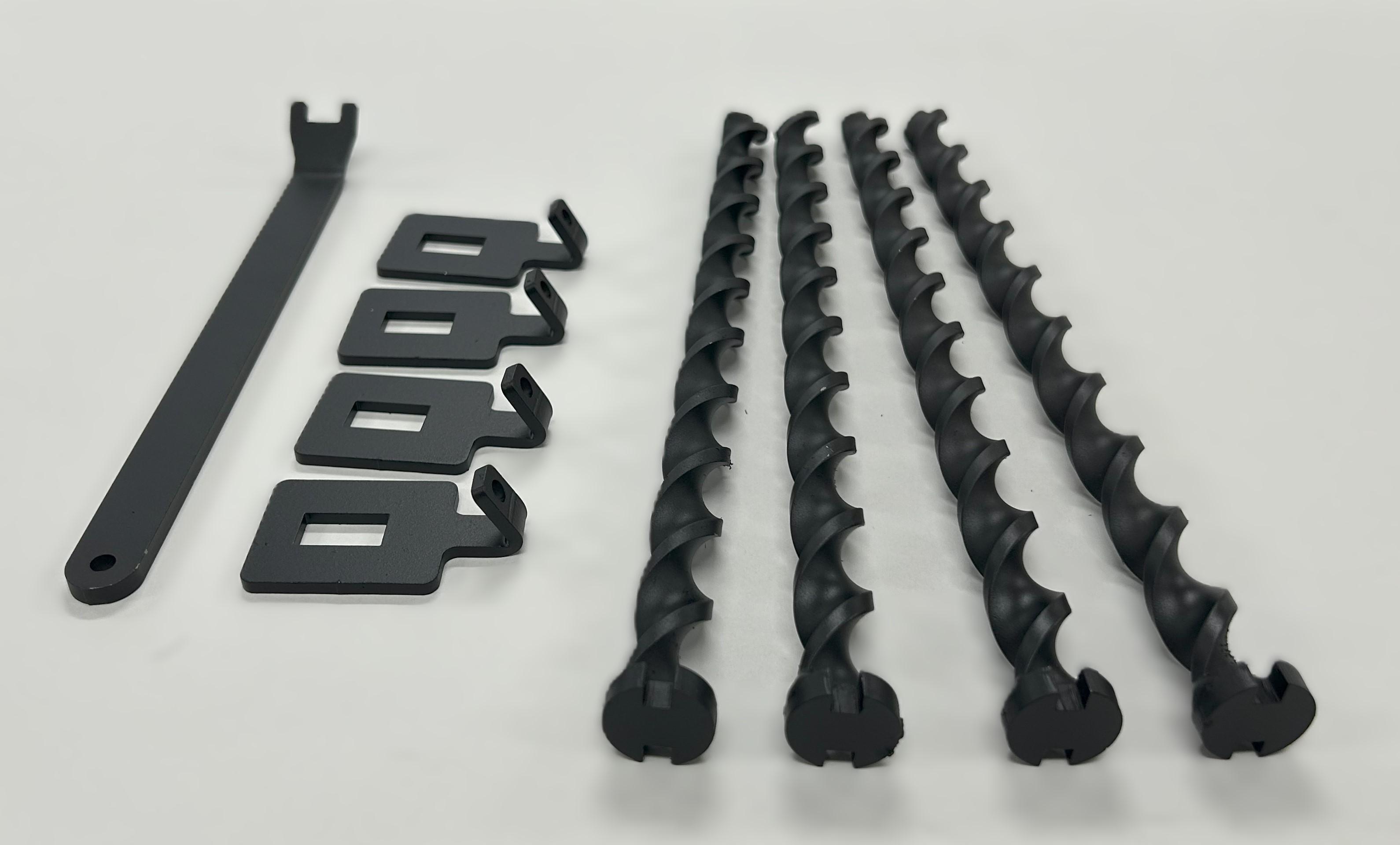 ねじペグ２５ｃｍ　ブラック　４本セット　キャンプ用ペグ　スパイラル　トルネード　アウトドア【アウトドアグッズ 人気 おすすめ 】