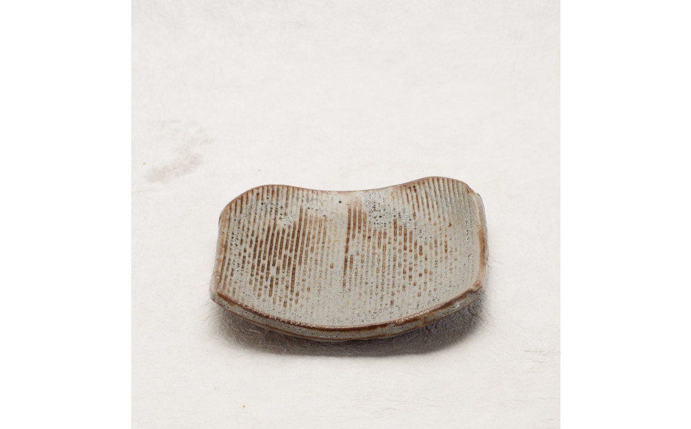 角くし目皿5枚セット ｜ 日用品 食器 陶器 キッチン 皿 焼物 人気 おすすめ