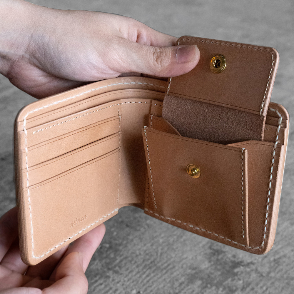 栃木レザー使用｜やわらか本革二つ折り財布｜Half wallet 02C｜レッドminca（全6色）