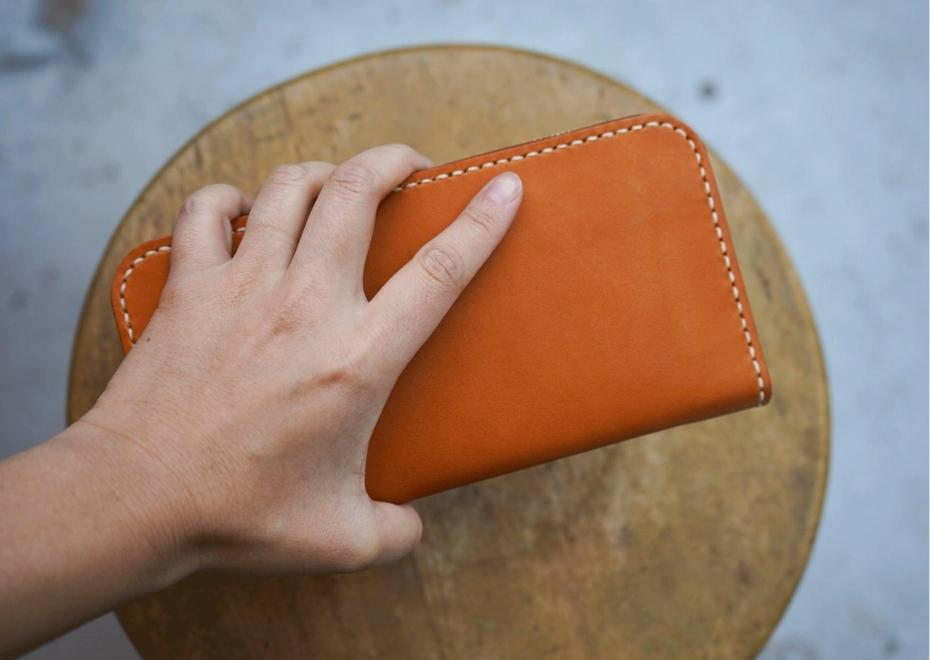 栃木レザー使用｜滑らか本革Lジップ長財布｜Round zip wallet 01｜レッド｜minca（全7色）