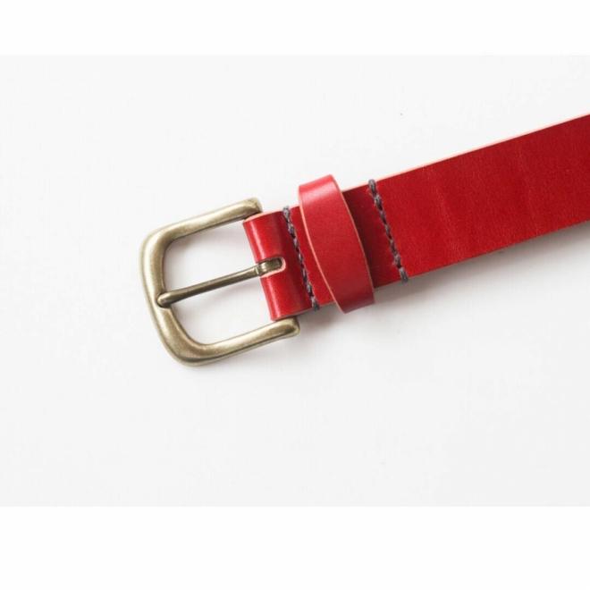 【minca】幅35mmベルト/32インチ  栃木レザーの希少な「ハーネスレザー」使用の贅沢な1枚革のレザーベルト/レッド/HL-B02/RED/minca　567【小物 ファッション 人気 おすすめ 】