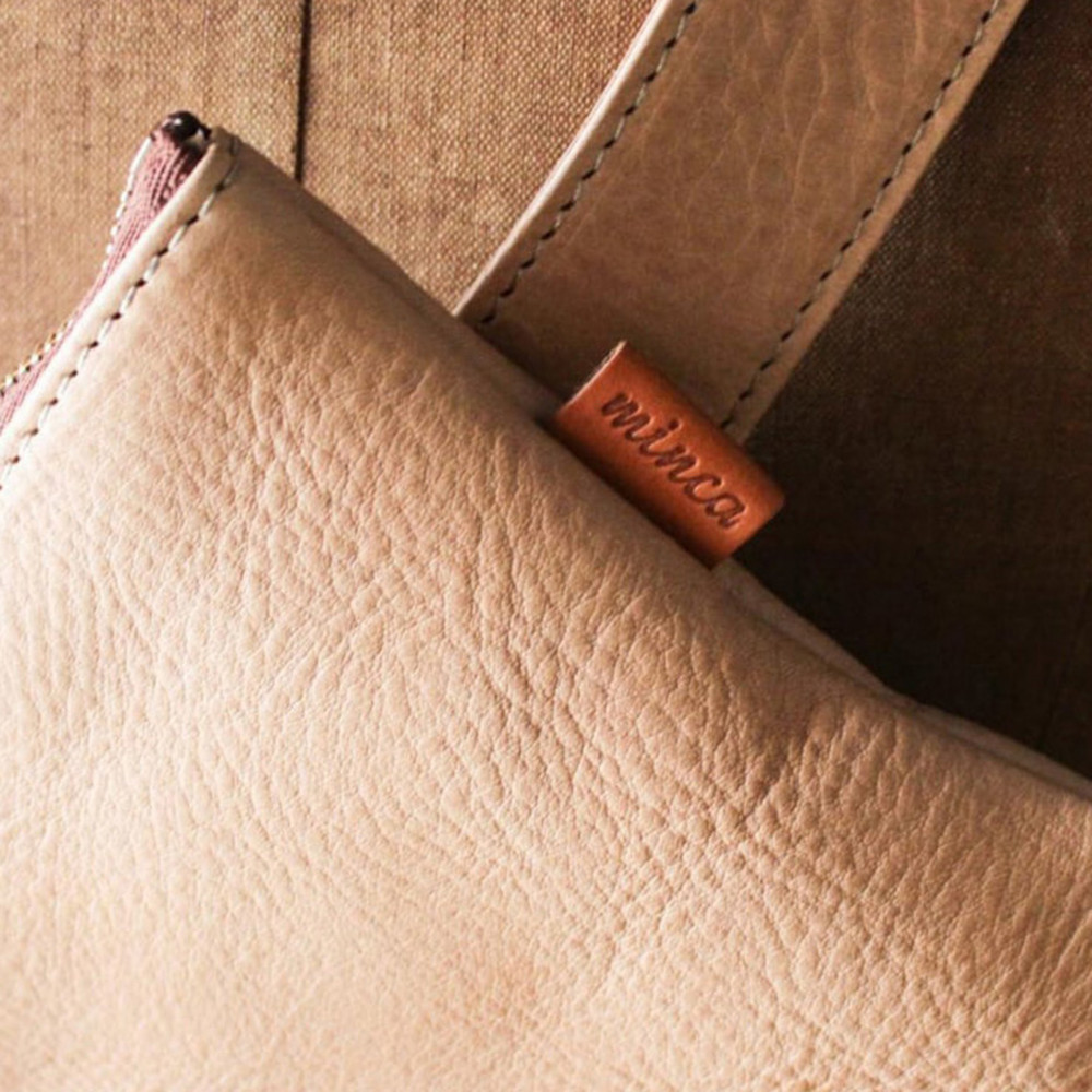 栃木レザー使用｜ソフトな手触り 本革 2way ボディーバッグ｜Body bag｜タン｜minca（全4色）