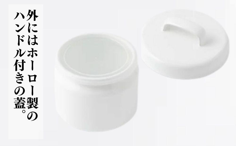 にちにち道具 ラウンドキャニスター Sサイズ　琺瑯でできた 円形のフタ付き 保存容器　00307556