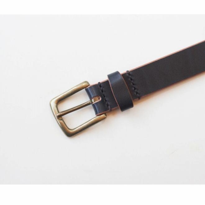 【minca】幅30mmベルト/32インチ  栃木レザーの希少な「ハーネスレザー」使用の贅沢な1枚革のレザーベルト/ブラック/HL-B01/BLACK/minca　579【小物 ファッション 人気 おすすめ 】