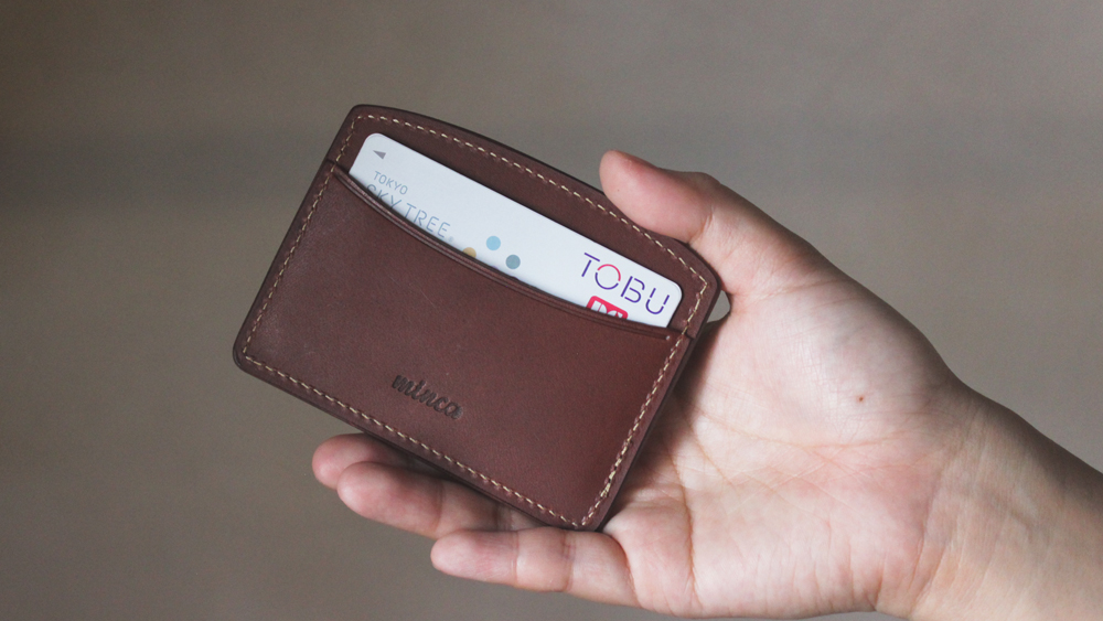 【minca】栃木レザーのヨコ型パスケース 定期入れ パスホルダー02/チョコ　700【雑貨 日用品 人気 おすすめ 】