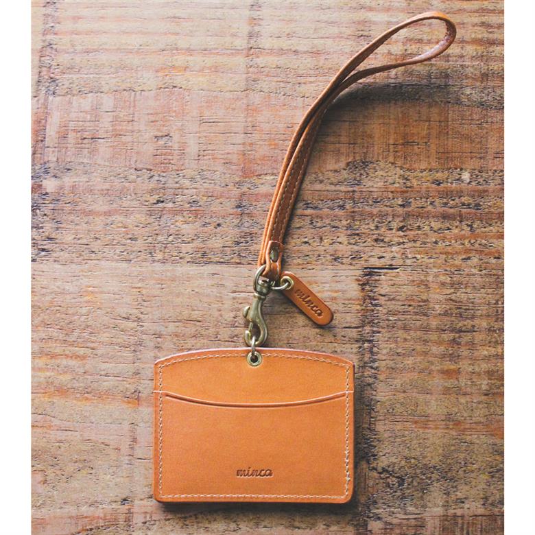【minca】栃木レザーのストラップ付ヨコ型パスケース 定期入れ 職人の手仕事 パスホルダー02+ストラップS/キャメル　714【雑貨 日用品 人気 おすすめ 】