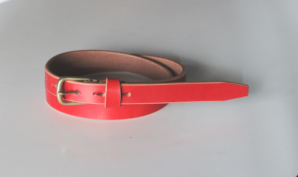 【minca】細幅20mmベルト/34インチ  栃木レザーの希少な「ハーネスレザー」使用の贅沢な1枚革のレザーベルト/レッド/HL-B04/RED　728【小物 ファッション 人気 おすすめ 】