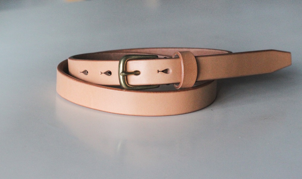 【minca】細幅20mmベルト/36インチ  栃木レザーの希少な「ハーネスレザー」使用の贅沢な1枚革のレザーベルト/タン(生成)/HL-B04/TAN【小物 ファッション 人気 おすすめ 】