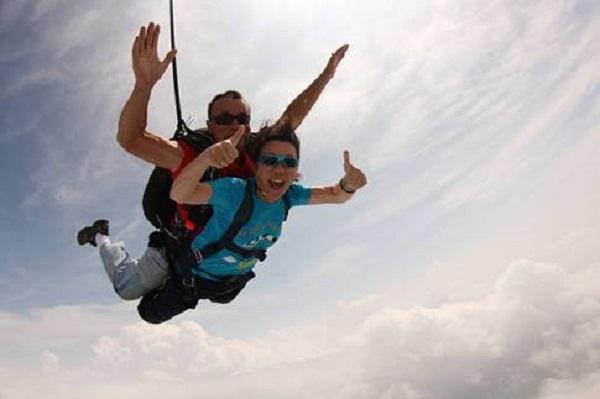 【撮影込み】体験スカイダイビング（10時の部限定）【券 人気 おすすめ 】