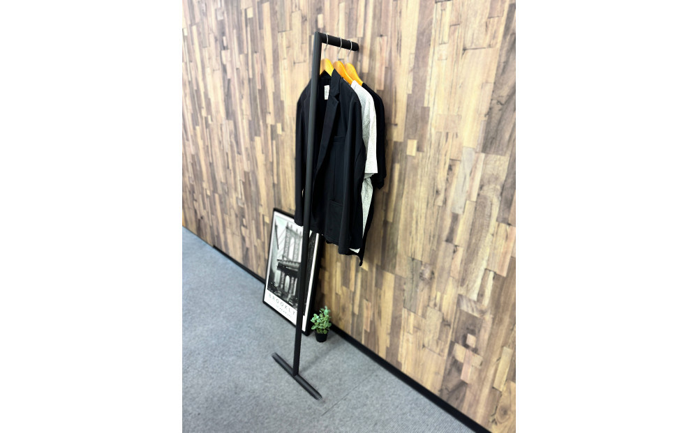 ステンレス ハンガーラック インテリア  リビング 応接室 スタイリッシュ【雑貨 日用品 人気 おすすめ 】