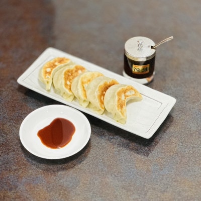 佐野らーめん　手包み餃子(25個×2パック)　～野菜ぎっしりの餡とモチモチ皮のマリアージュ～【配送不可地域：離島】